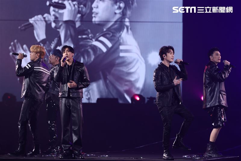 動力火車「都是因為愛」台北演唱會嘉賓Talking3。（記者邱榮吉/攝影）