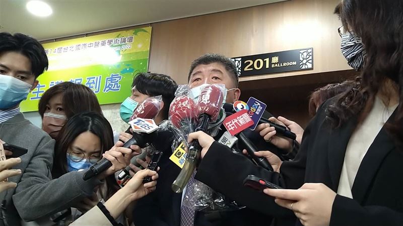 兩百萬AZ將過期　陳時中：只好報廢