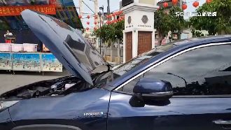 引擎蓋被風吹開　離譜駕駛沒停照樣開