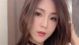 合夥人工業凱C上前攔阻亦遭推倒在地。（圖／工業凱C提供）