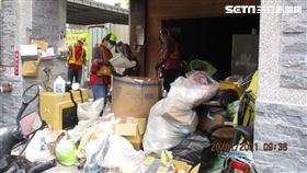 台中興中街惡火，6死，莊姓女房東，紙箱垃圾堆積如山，回收物，囤積，環保局清潔隊，強制清除 (圖／台中市環保局提供)