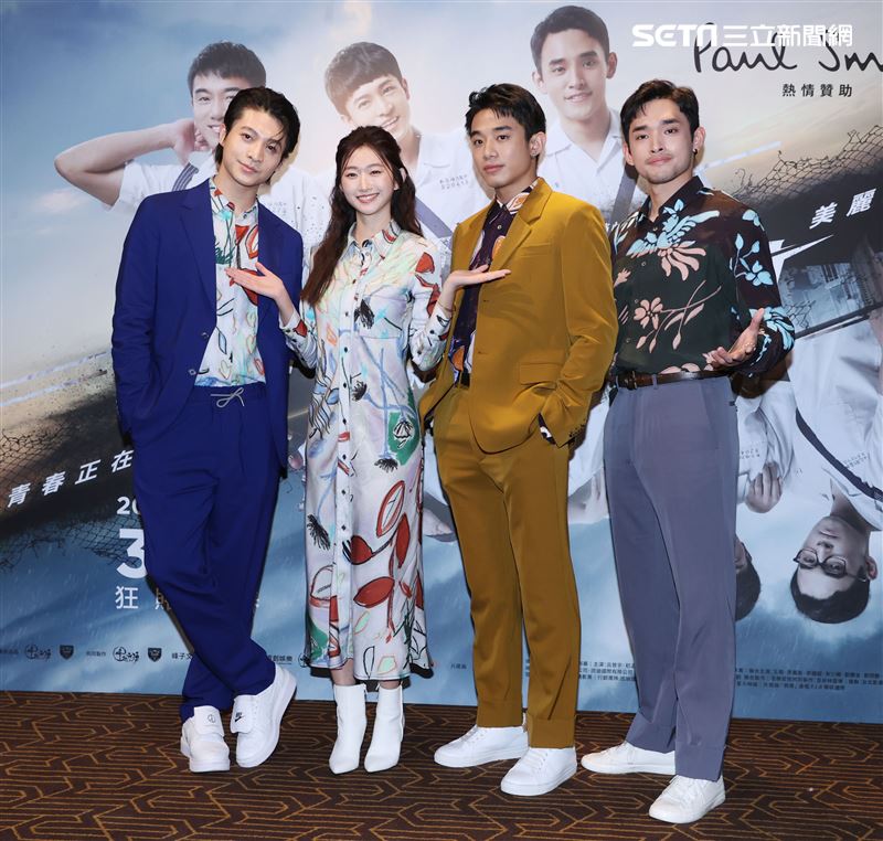 呂孟宇、初孟軒、商鼎、晏柔中出席電影「青春換日線」首映。（記者邱榮吉/攝影）