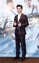 邱品程出席電影「青春換日線」首映。（記者邱榮吉/攝影）