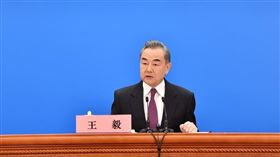 中國外交部長王毅今天表示，中方願在有需要時開展必要斡旋。（圖／翻攝自新華社）
