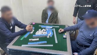 臉書徵「牌咖」　警網巡邏蒐證破門逮