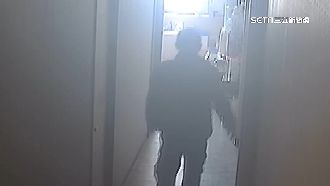 矯健慣竊攀鐵窗　2天連偷3民宅