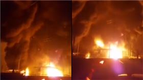 日托米爾2座油庫被炸燃燒。（圖／翻攝基輔獨立報推特）
