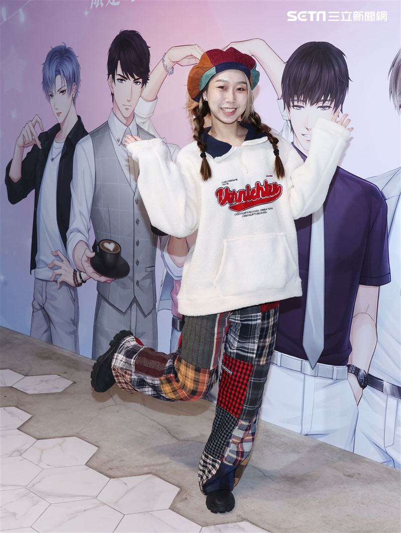 微甜女孩愛波三立新聞網專訪。（記者邱榮吉/攝影）