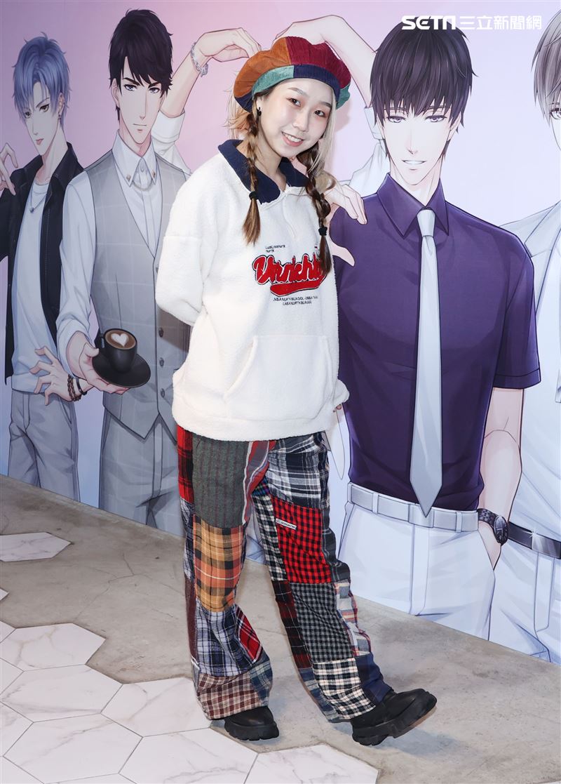 微甜女孩愛波三立新聞網專訪。（記者邱榮吉/攝影）