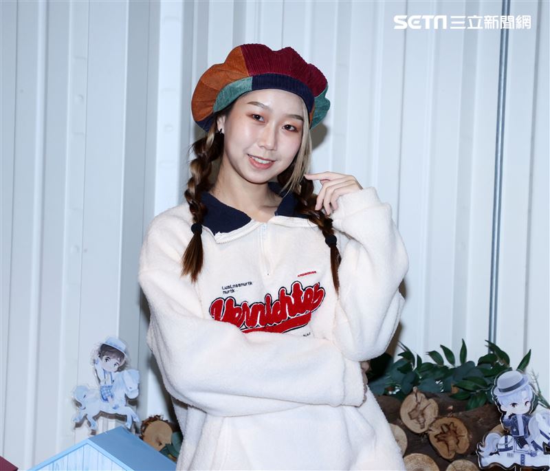 微甜女孩愛波三立新聞網專訪。（記者邱榮吉/攝影）