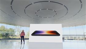 圖／翻攝自發表會,iphoneSE