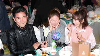 殺青報喜　天驕女星失婚認身邊有人了