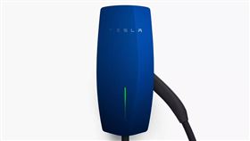 ▲Tesla推出第三代壁掛式充電座玻璃面板（圖／Tesla提供）