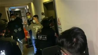 詐團拘禁提供帳戶人頭　三重警方攻堅