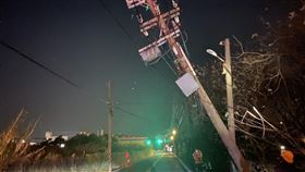  電線桿,裝甲車,桃園市楊梅區,國軍,停電,