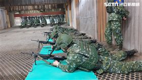 蔡英文視察教召、打靶、軍人、國軍、野戰餐盒。（圖／記者黎冠志攝影）