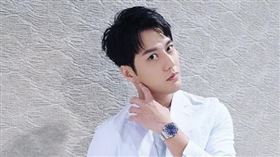 《初擁》張睿家 （圖／翻攝自張睿家IG)