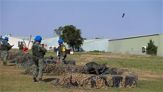 最硬教召第9天！60迫砲射擊訓練