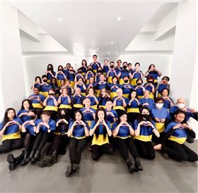 VERA　WANG率員工　挺烏克蘭（圖／翻攝自VERA WANG IG)