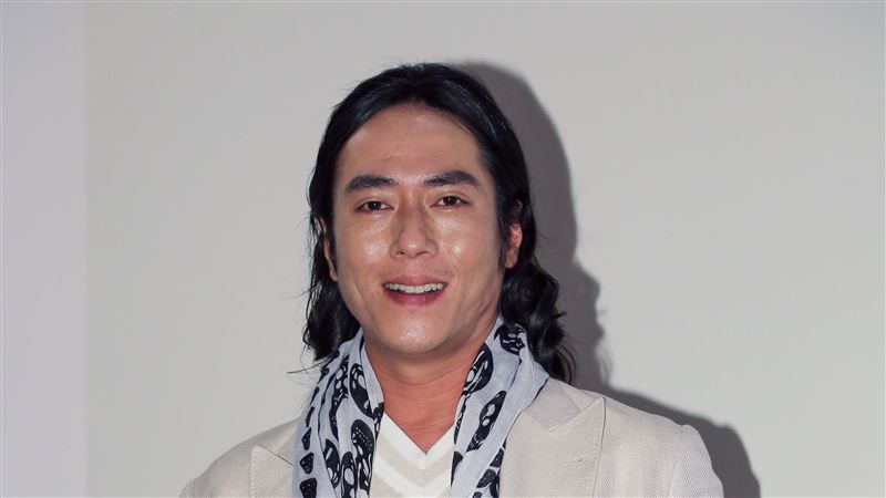 莊凱勛拍戲留傷　嘆：以為那是敬業
