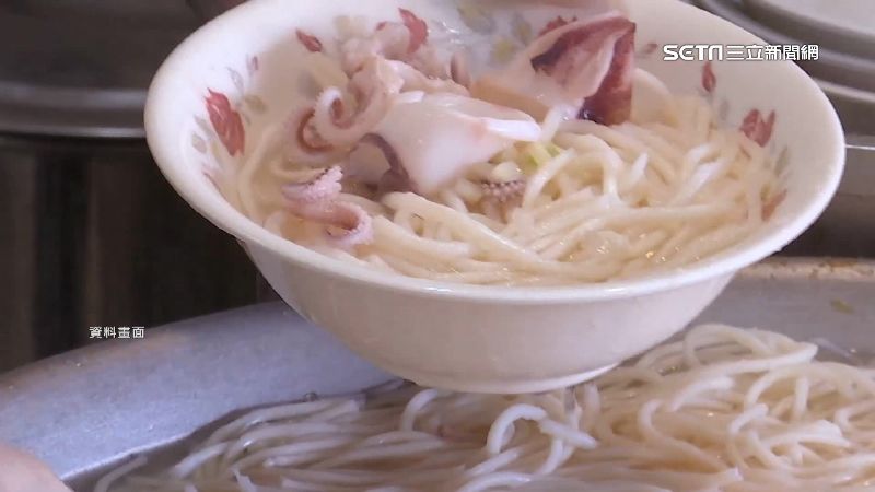 國華街小卷米粉搬家　新店價漲10元