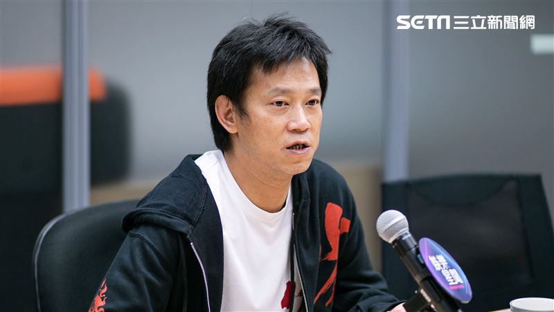 顏正國救中輟生　6年學費他全包