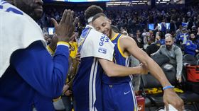 ▲「浪花兄弟」投進11顆三分球攻下67分。（圖／美聯社／達志影像）