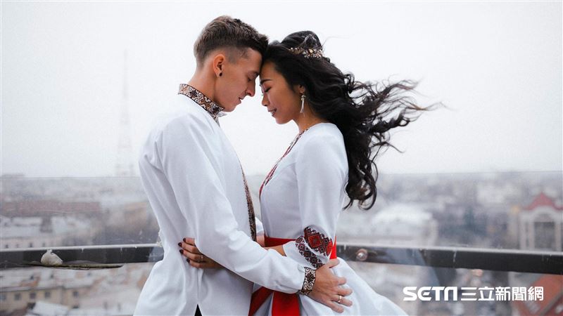 台灣男狂問幫找美女妻　烏克蘭人傻眼