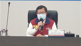 桃園開設長者疫苗接種專案桃園市長鄭文燦14日上午主持防疫專案會議表示，目前桃園市65歲以上長者的第1、2、3劑疫苗覆蓋率皆為六都之冠，市府14日針對長者開設疫苗接種專案，安排23處社區接種站提供莫德納及高端疫苗接種。（桃園市政府新聞處提供）中央社記者吳睿騏桃園傳真  111年3月14日