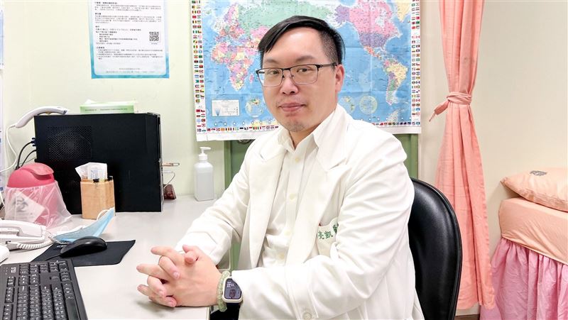 老菸槍靠戒菸、疫苗向醫院說再見