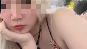 情趣內衣,外送,自拍,取餐(翻攝自 外送員的奇聞怪事)