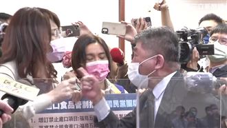 鄭麗文嗆死8百人　網灌爆：阿中加油