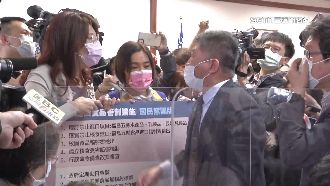 鄭麗文挨轟「消費死者」低調不回應