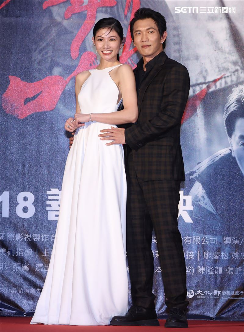 顏正國導演、黃尚禾、李千那、段鈞豪、張寗、張鐵齒、吳信翰、阮橋本( 剛鐵爸)、陳隆龍、張峰議、蕭子涵出席「少年吔」首映會。（記者邱榮吉/攝影）