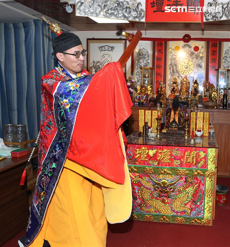 電影「頭七」千葉道長三立新聞網專訪。（記者邱榮吉/攝影）