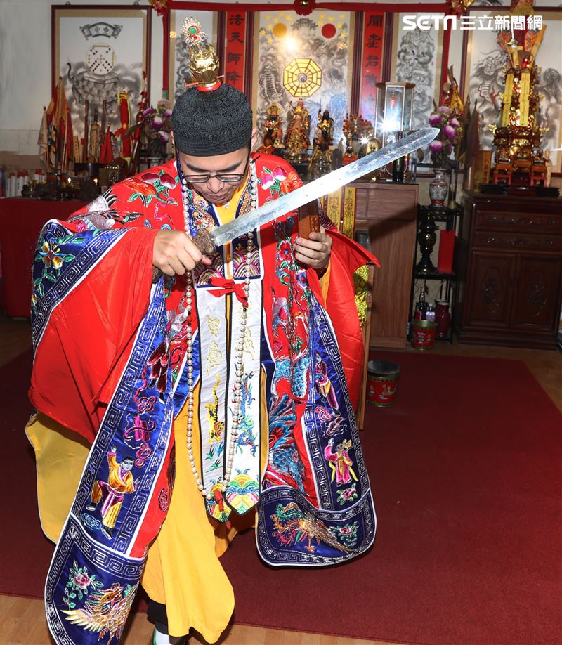 電影「頭七」千葉道長三立新聞網專訪。（記者邱榮吉/攝影）