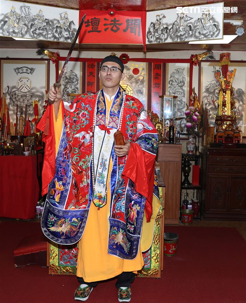 電影「頭七」千葉道長三立新聞網專訪。（記者邱榮吉/攝影）