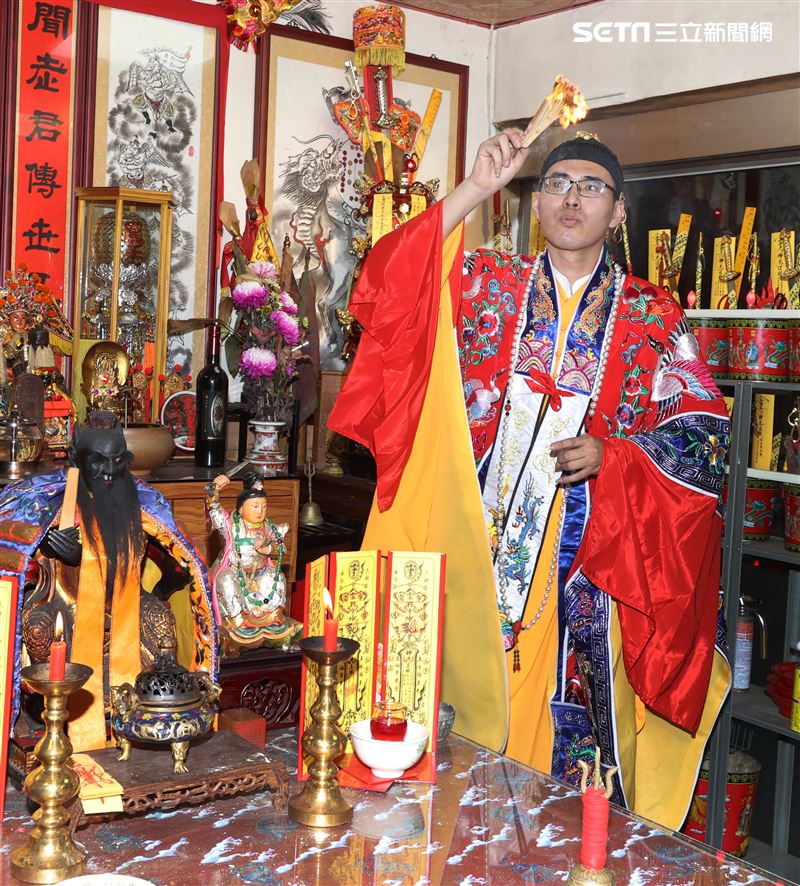 電影「頭七」千葉道長三立新聞網專訪。（記者邱榮吉/攝影）