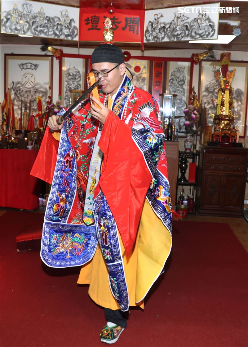 電影「頭七」千葉道長三立新聞網專訪。（記者邱榮吉/攝影）