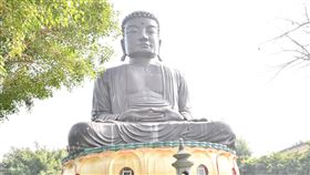 彰化八卦山大佛修復工程重啟彰化八卦山大佛有漏水、油漆脫落等問題需修復，民國109年修復工程動工後，廠商卻終止契約造成工程中斷，文化局重新招標，由新的監造及營造商得標進行修復，預計今年12月可完工。（彰化縣政府提供）中央社記者吳哲豪傳真  111年3月3日