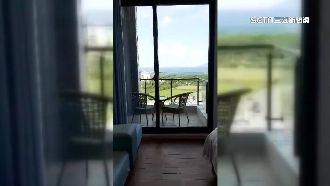 獨／出遊住飯店嚇傻　開陽台見空拍機
