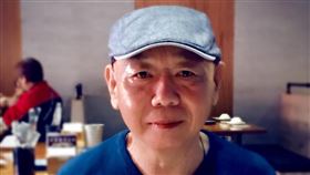 顧寶明坦言年輕時喝酒喝太兇。（圖／翻攝自顧寶明臉書）