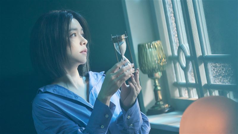 徐若瑄過生日拉17歲小鮮肉「脫掉」