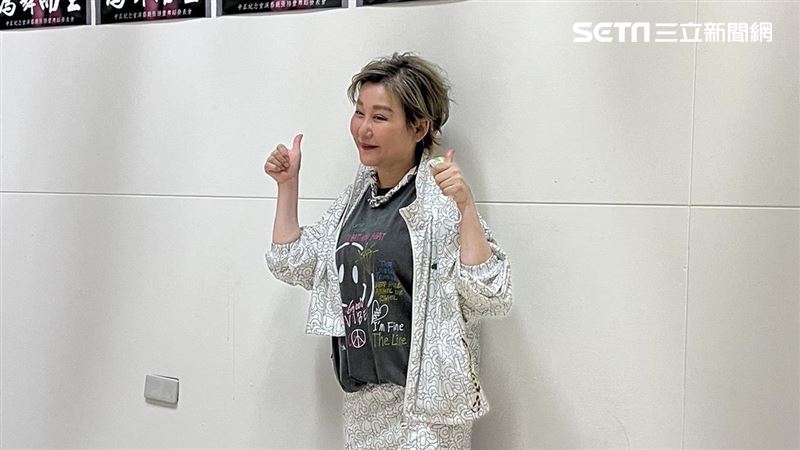 藍心湄柴智屏追憶顧寶明　嘆人生無常