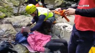 山友登天頓山　摔落撕裂傷消防忙救援