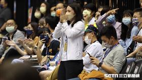 ▲「舉重女神」郭婞淳觀看UBA冠軍賽。（圖／記者劉彥池攝影）