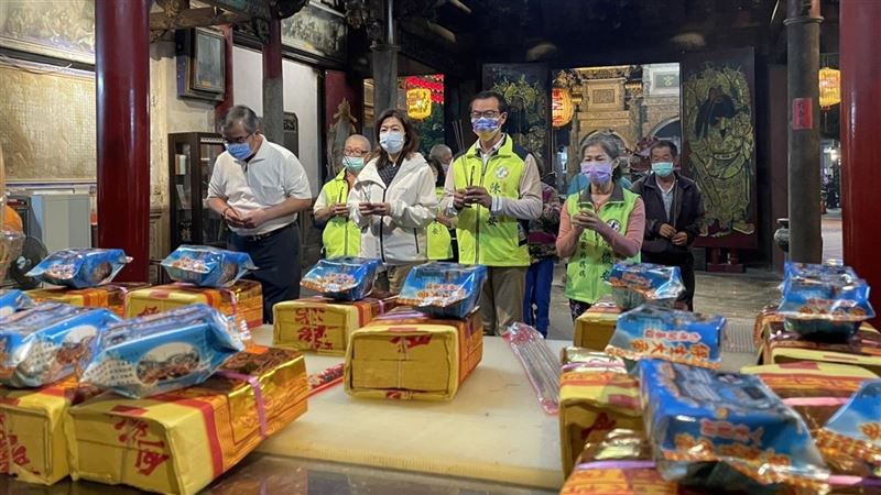 立委林靜儀南下相挺台南新人陳俊安