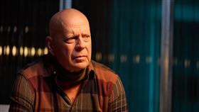 終極堡壘_劇照04_布魯斯威利。（圖／車庫娛樂提供）