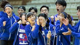 田依甯奪下本周MVP，籃隊不少人都激動落淚。（圖／翻攝自10yi_ning IG）