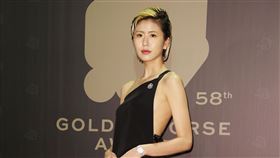 金馬58陳璇戴的胸針，就是爸爸龍劭華拿下視帝的那個胸針。（記者邱榮吉、楊澍/攝影）